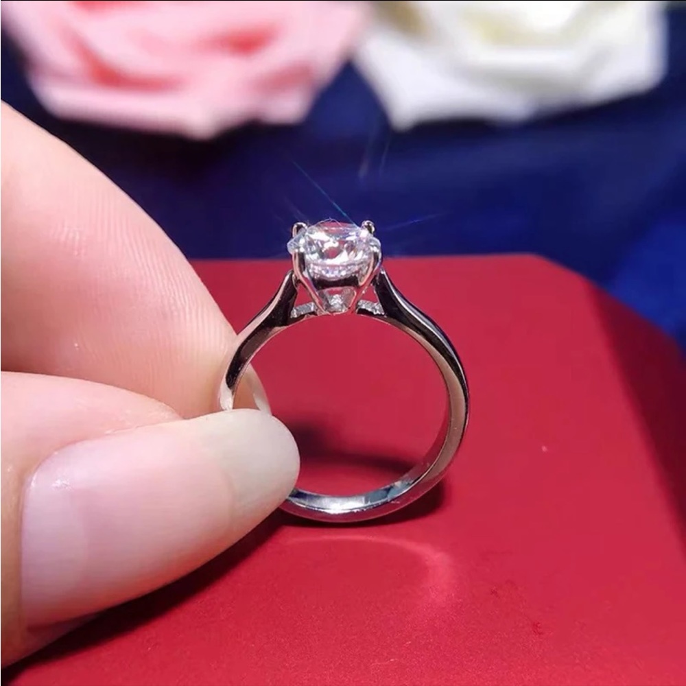 18K WHITE GOLD FILLED DIAMOND ENGAGEMENT RING - Picture 9 of 10